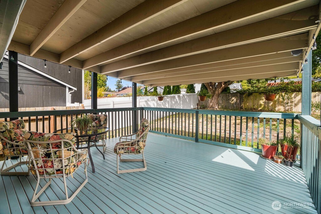 1289 Halsey Drive Property Photo 9