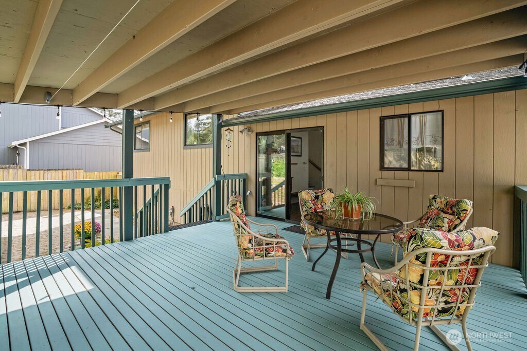 1289 Halsey Drive Property Photo 10