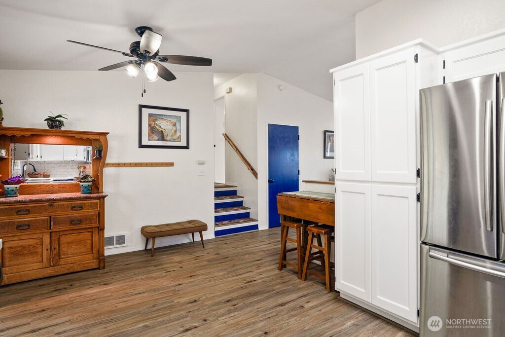 1289 Halsey Drive Property Photo 11