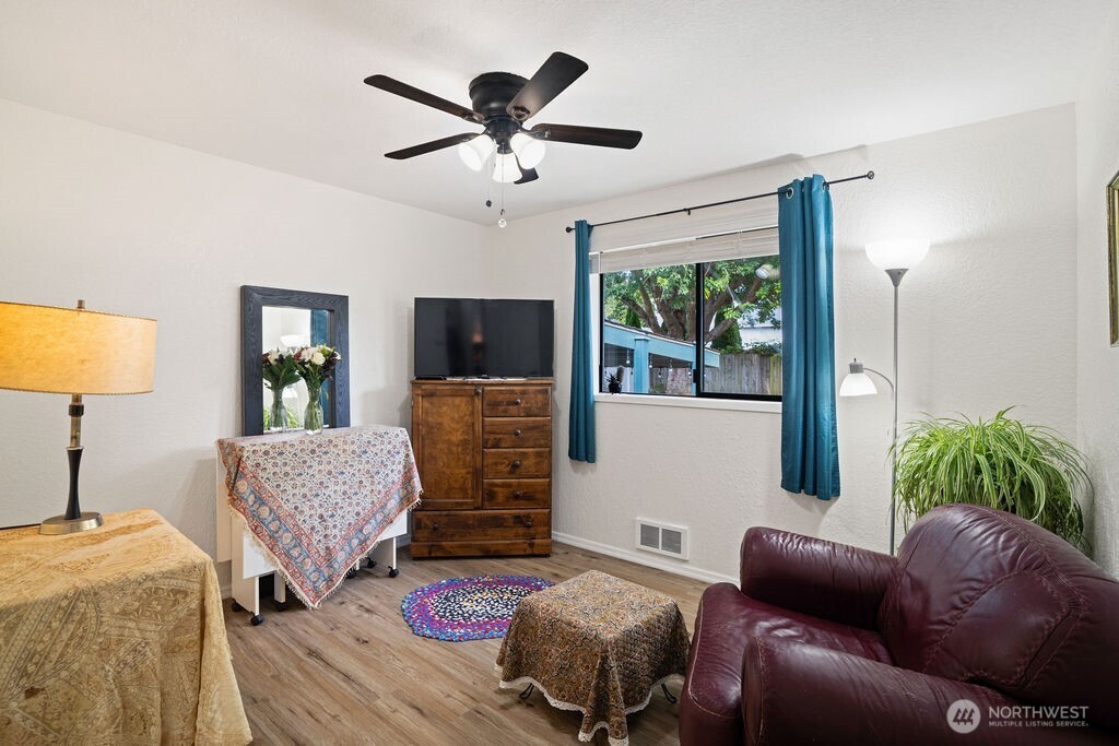 1289 Halsey Drive Property Photo 16