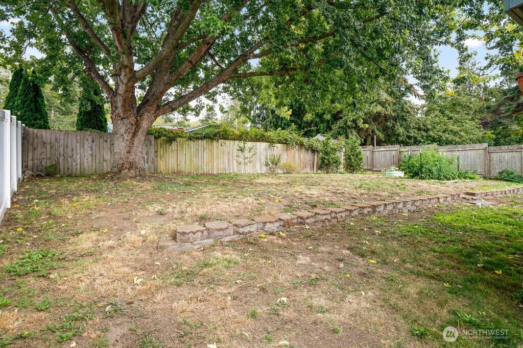 1289 Halsey Drive Property Photo 19