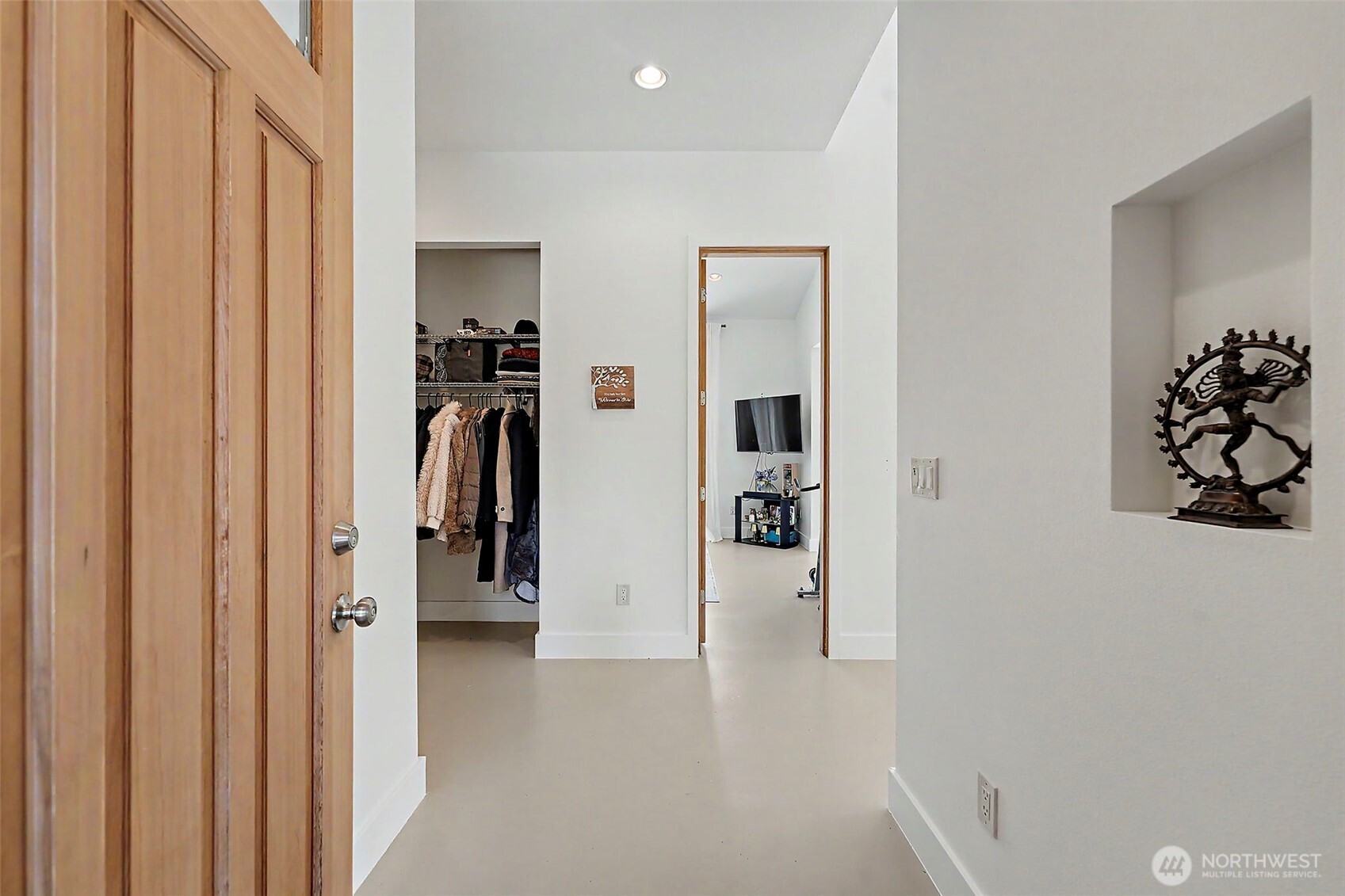 14539 Vernon Lane Property Photo 5