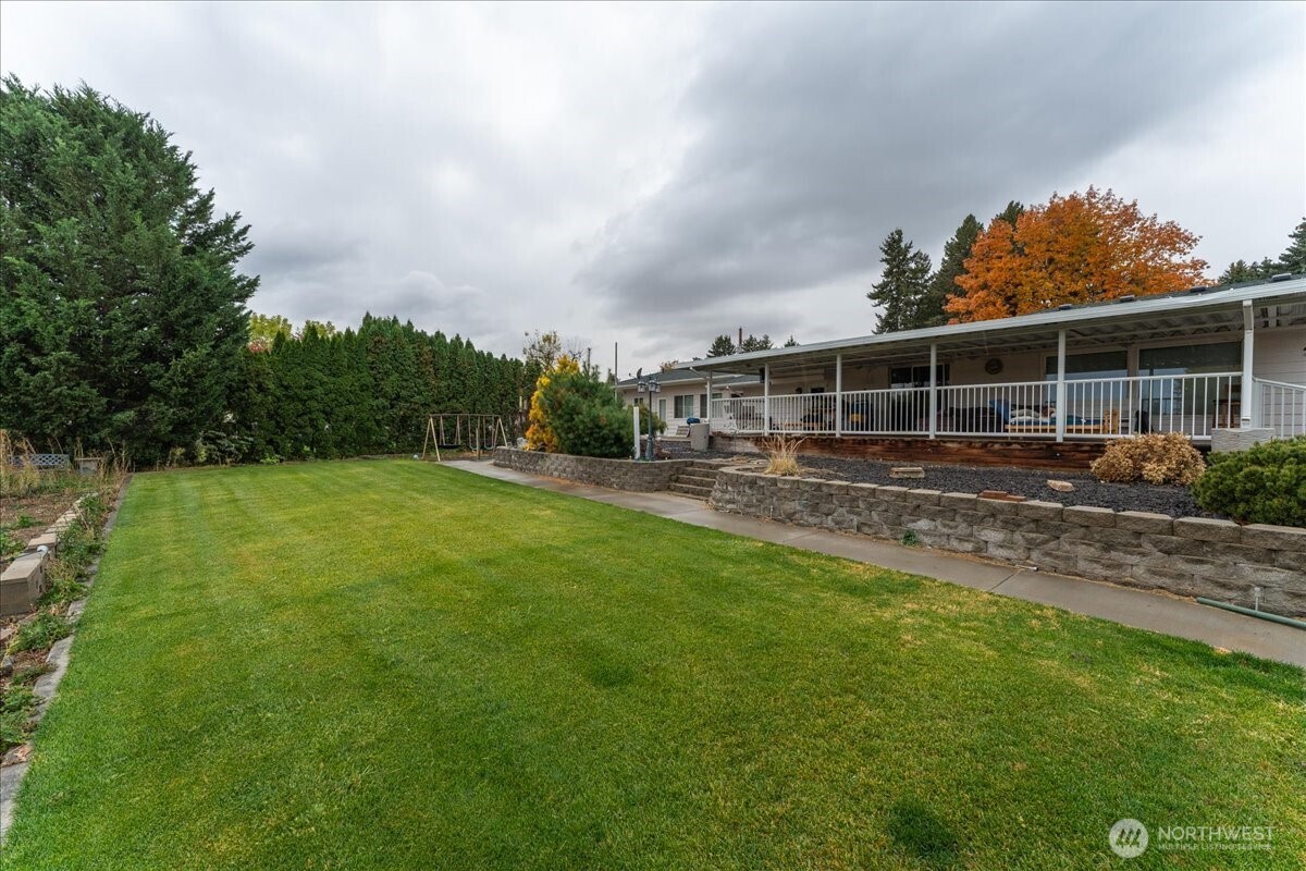 20271 Linden Road Property Photo 12