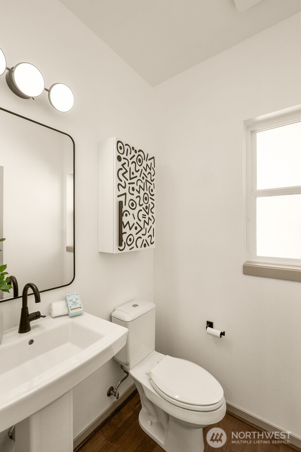 2450 Nw 61st Street Property Photo 8