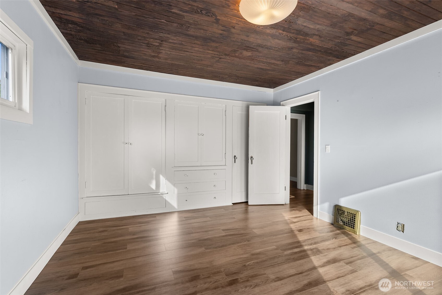 803 Fowler Street Property Photo 13