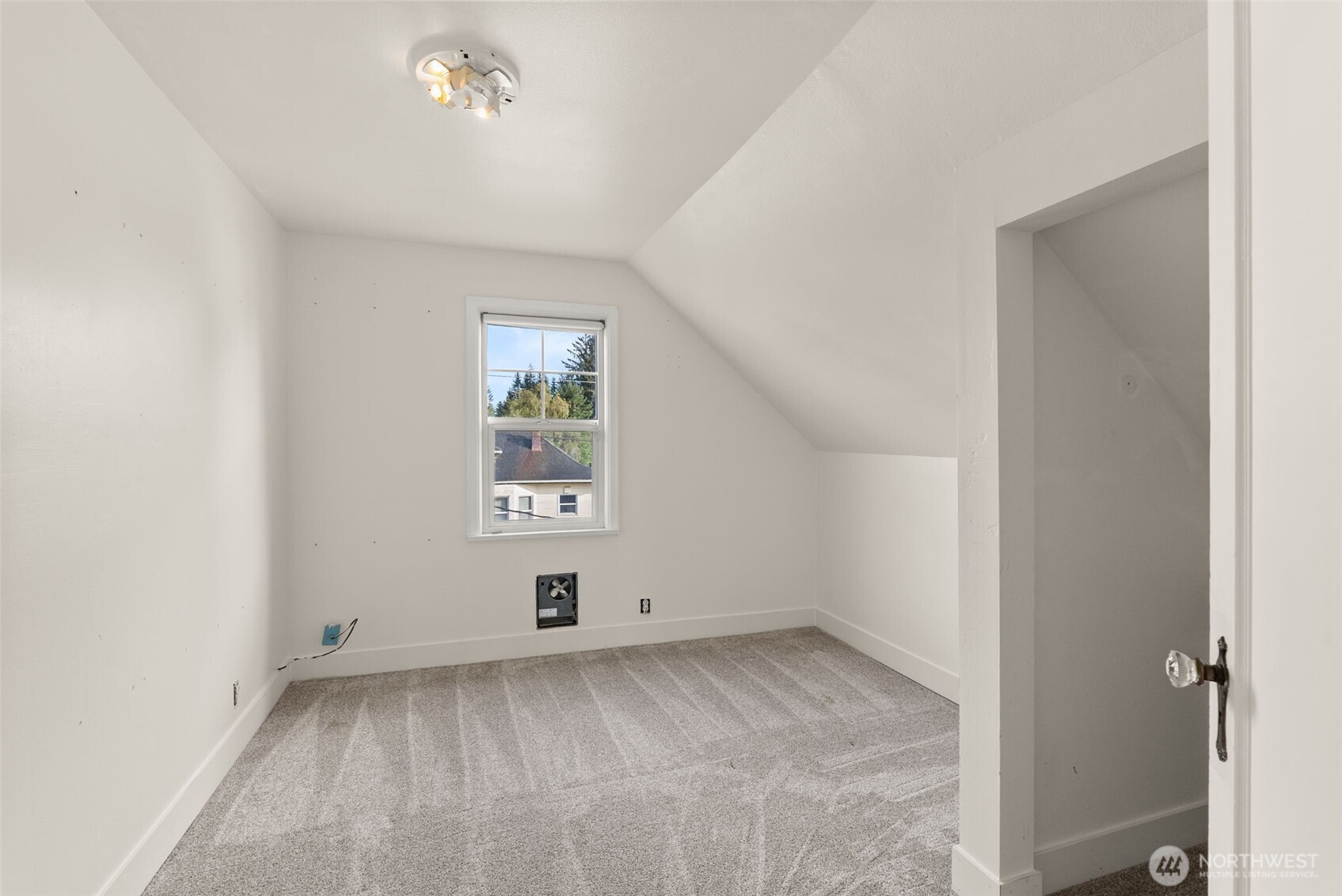 803 Fowler Street Property Photo 22