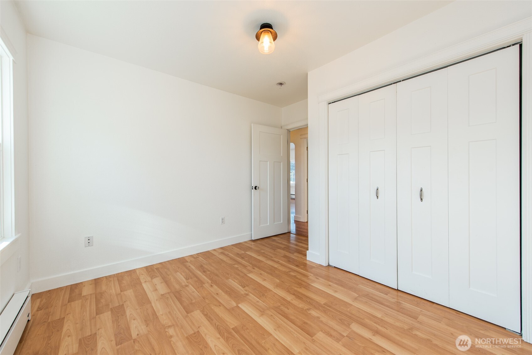 230 N Third Avenue Property Photo 25
