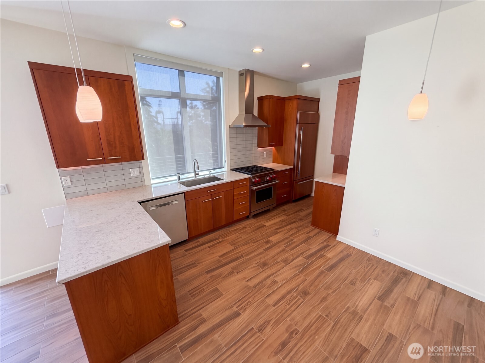 3009 Harbor Avenue Property Photo 2