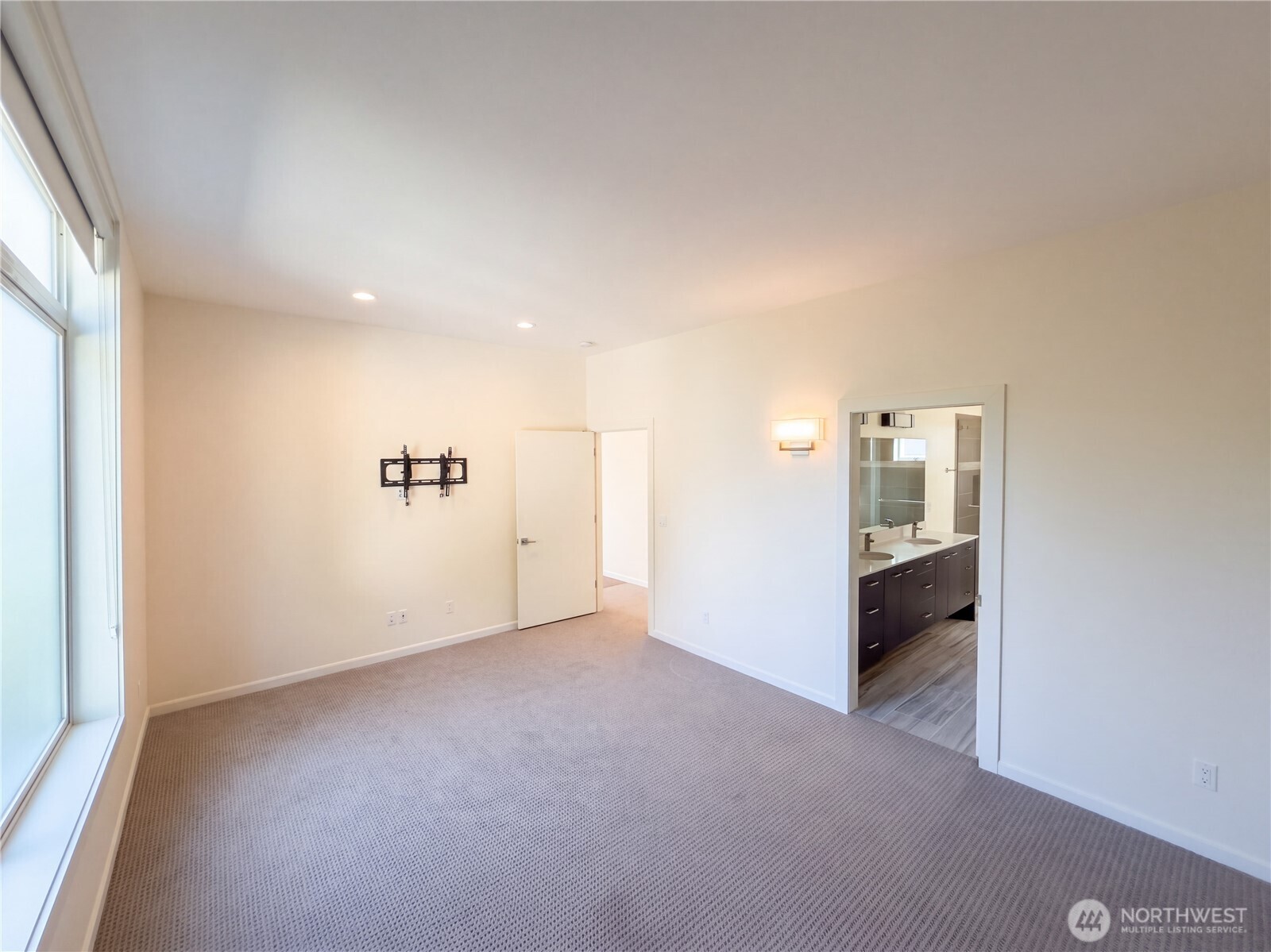 3009 Harbor Avenue Property Photo 4