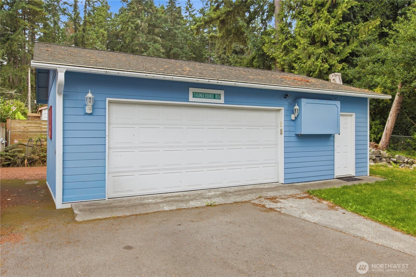 1533 Ne 166th Street Property Photo 4