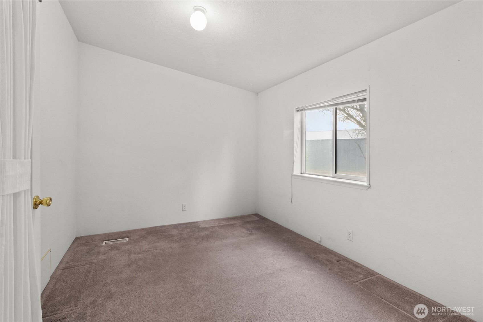 601 S C Street Property Photo 9