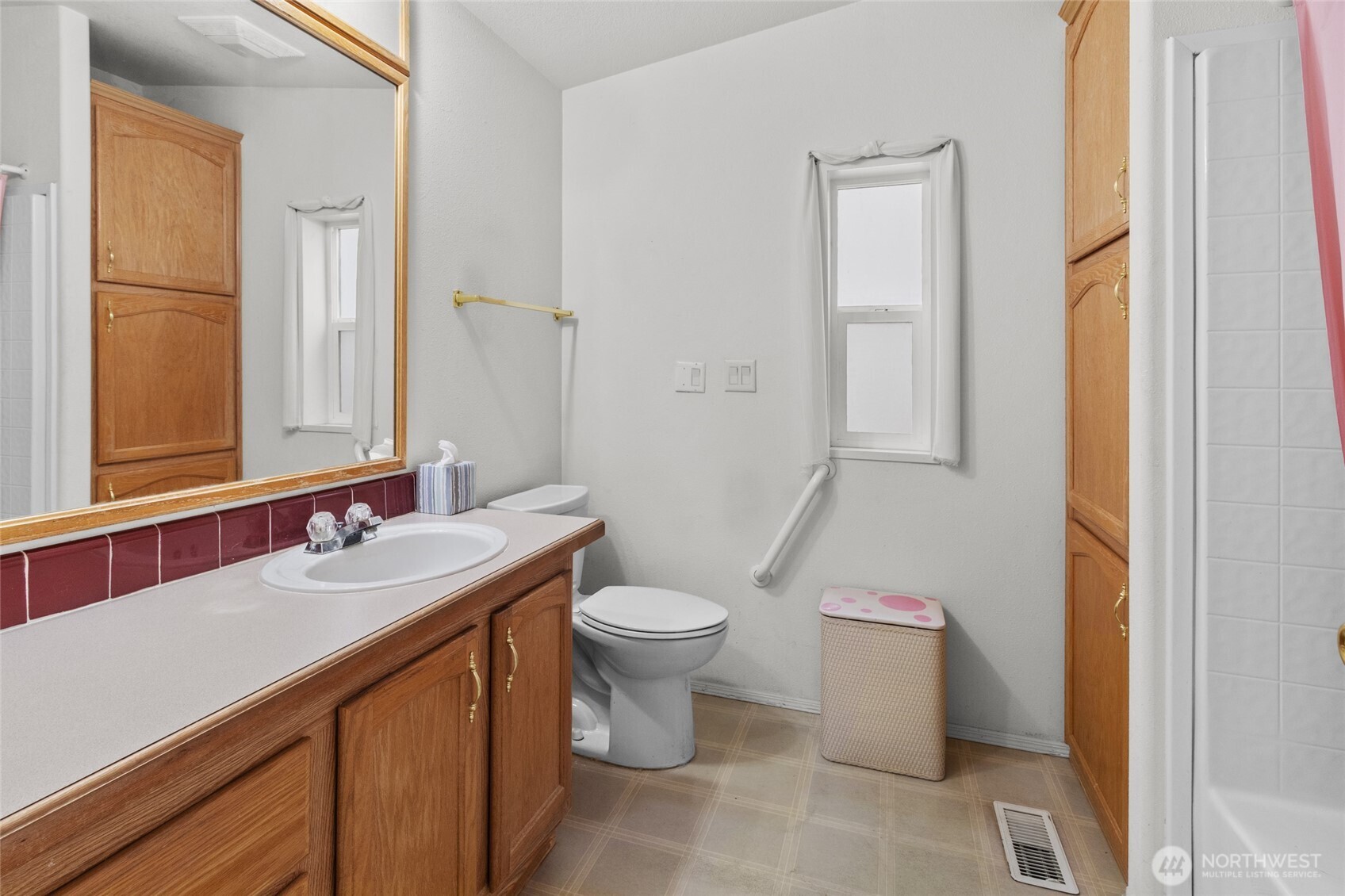 601 S C Street Property Photo 15
