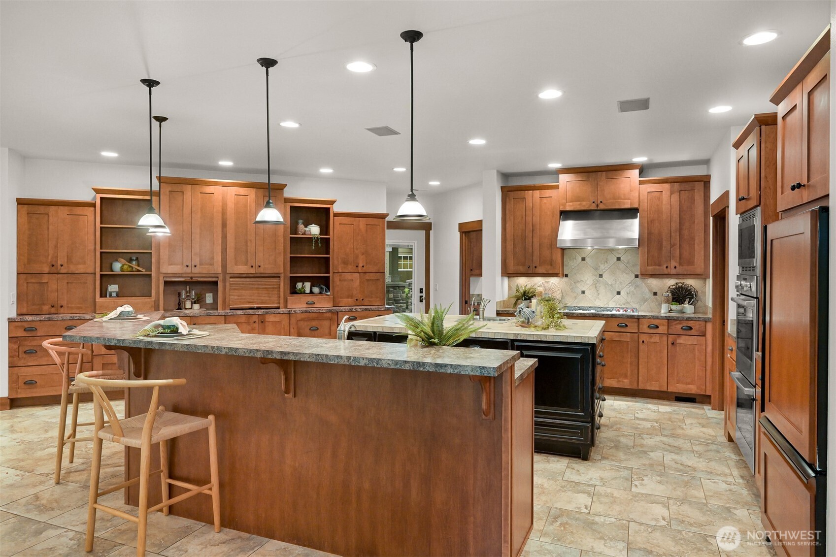 2259 Regency Place Property Photo 15