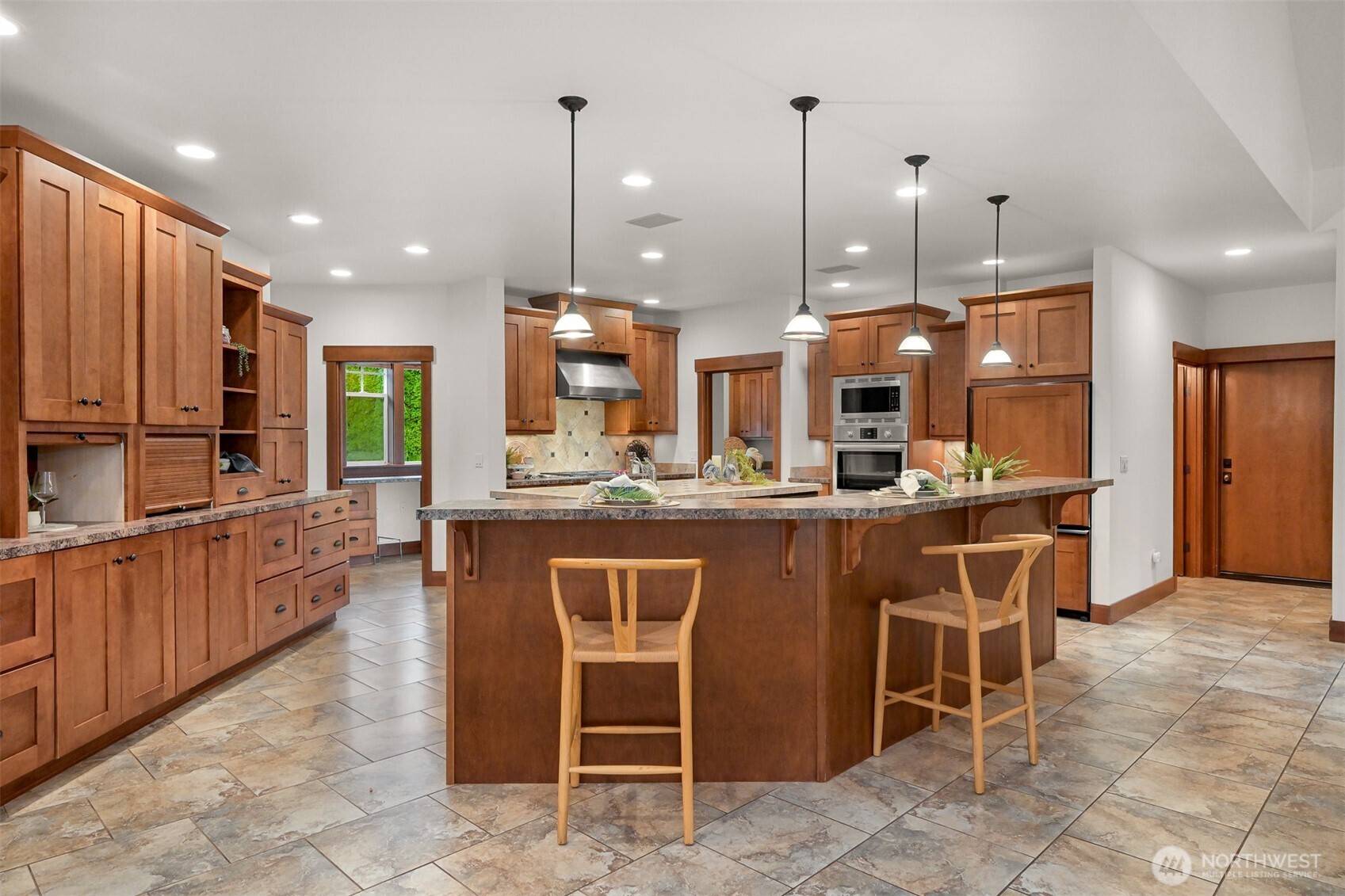 2259 Regency Place Property Photo 16