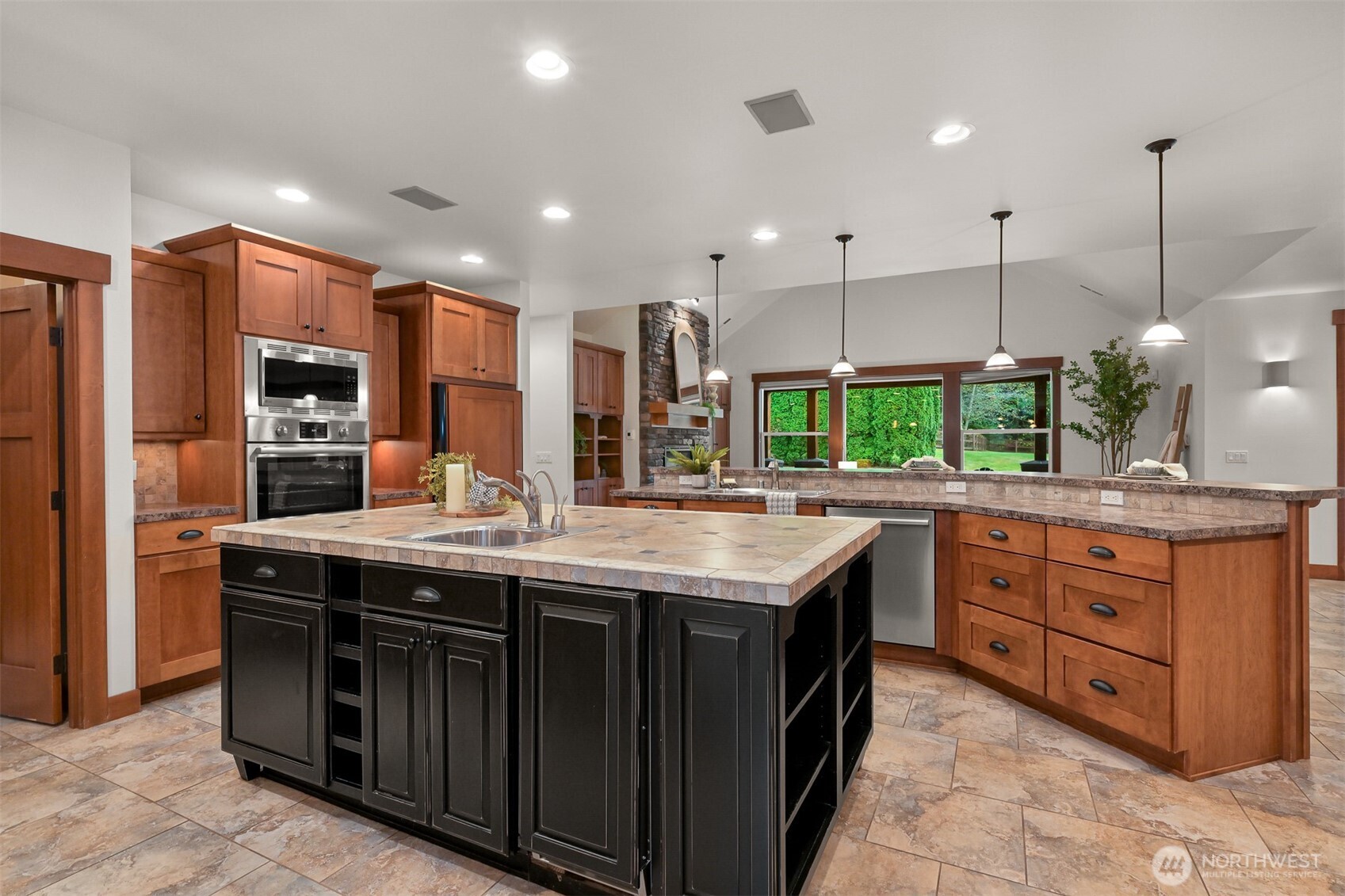 2259 Regency Place Property Photo 18
