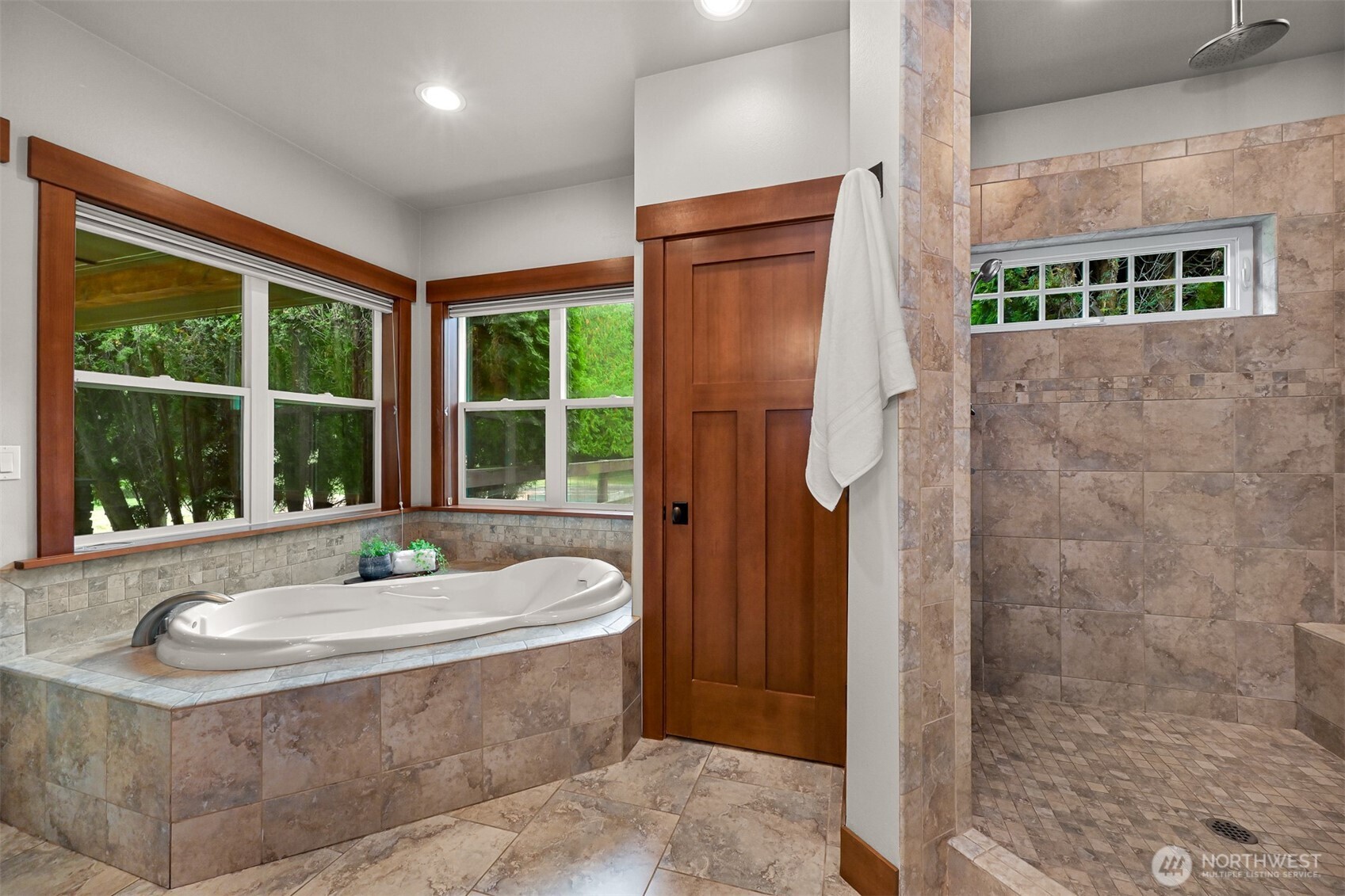 2259 Regency Place Property Photo 23