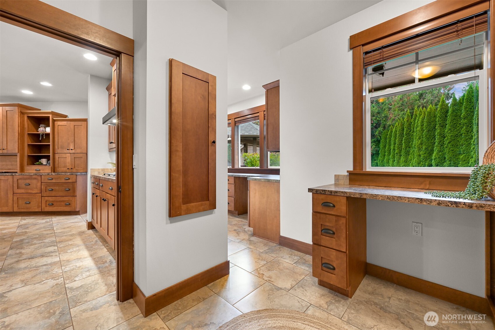 2259 Regency Place Property Photo 31