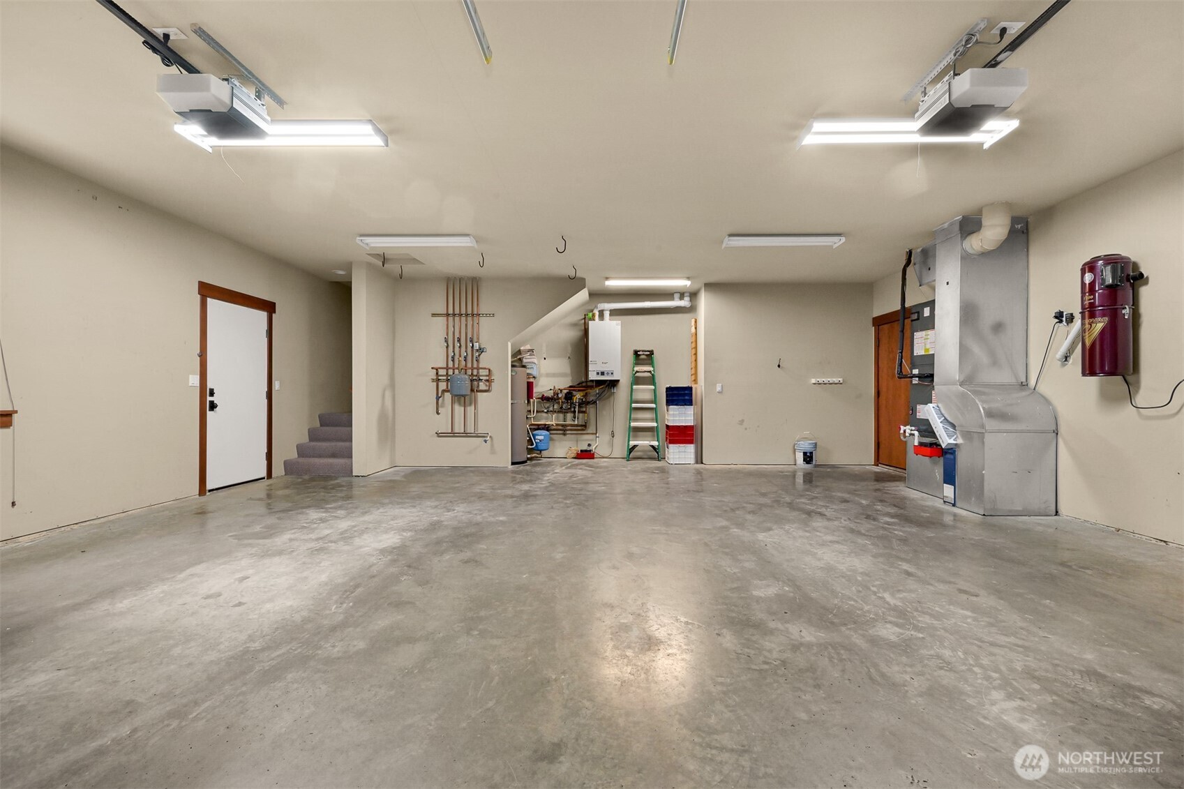 2259 Regency Place Property Photo 37