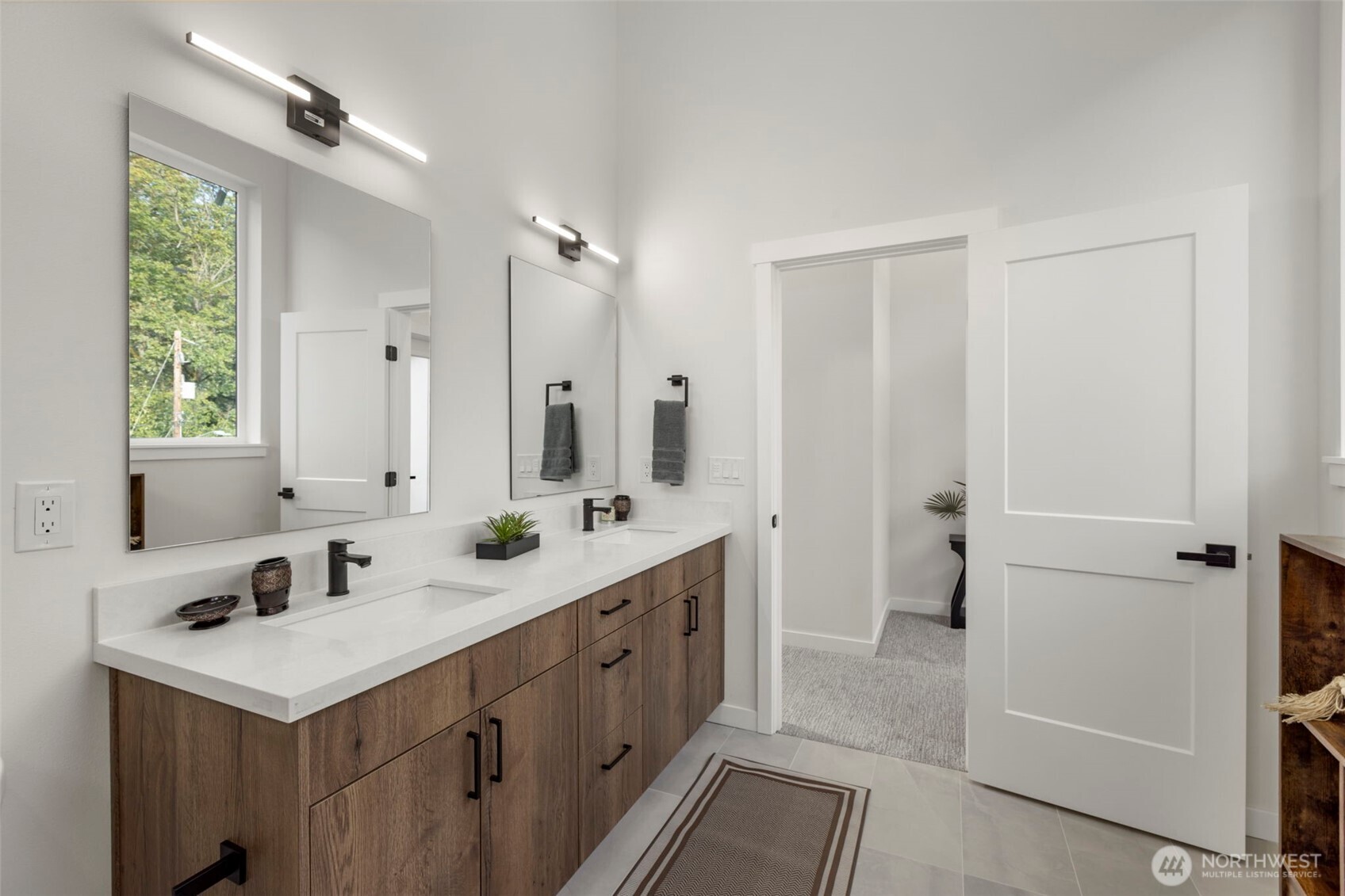 7035 Delridge Way Property Photo 20