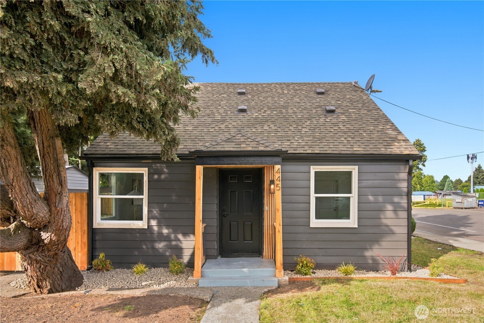 445 M Street Property Photo 1