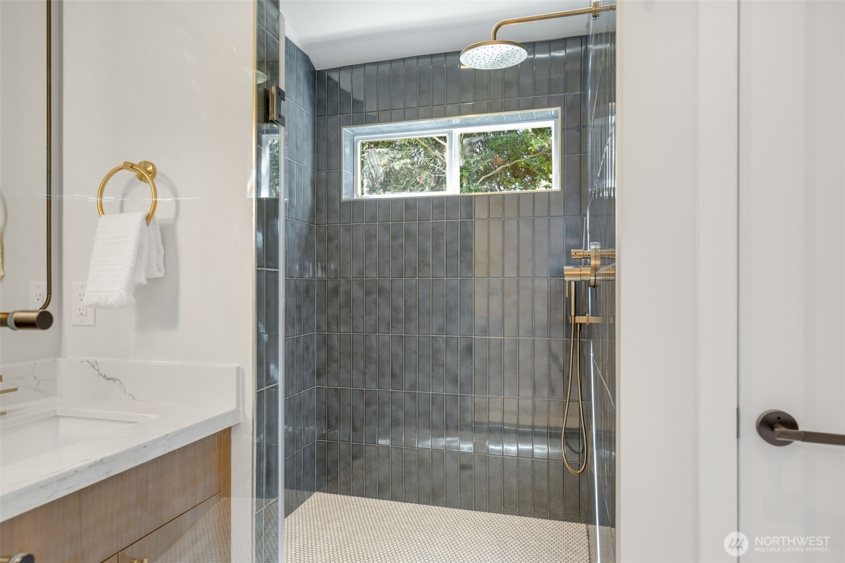 121 N 136th Street Property Photo 23
