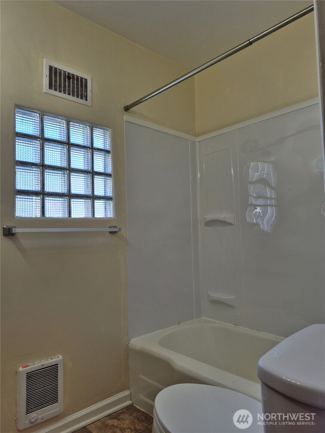 810 High Avenue Property Photo 16