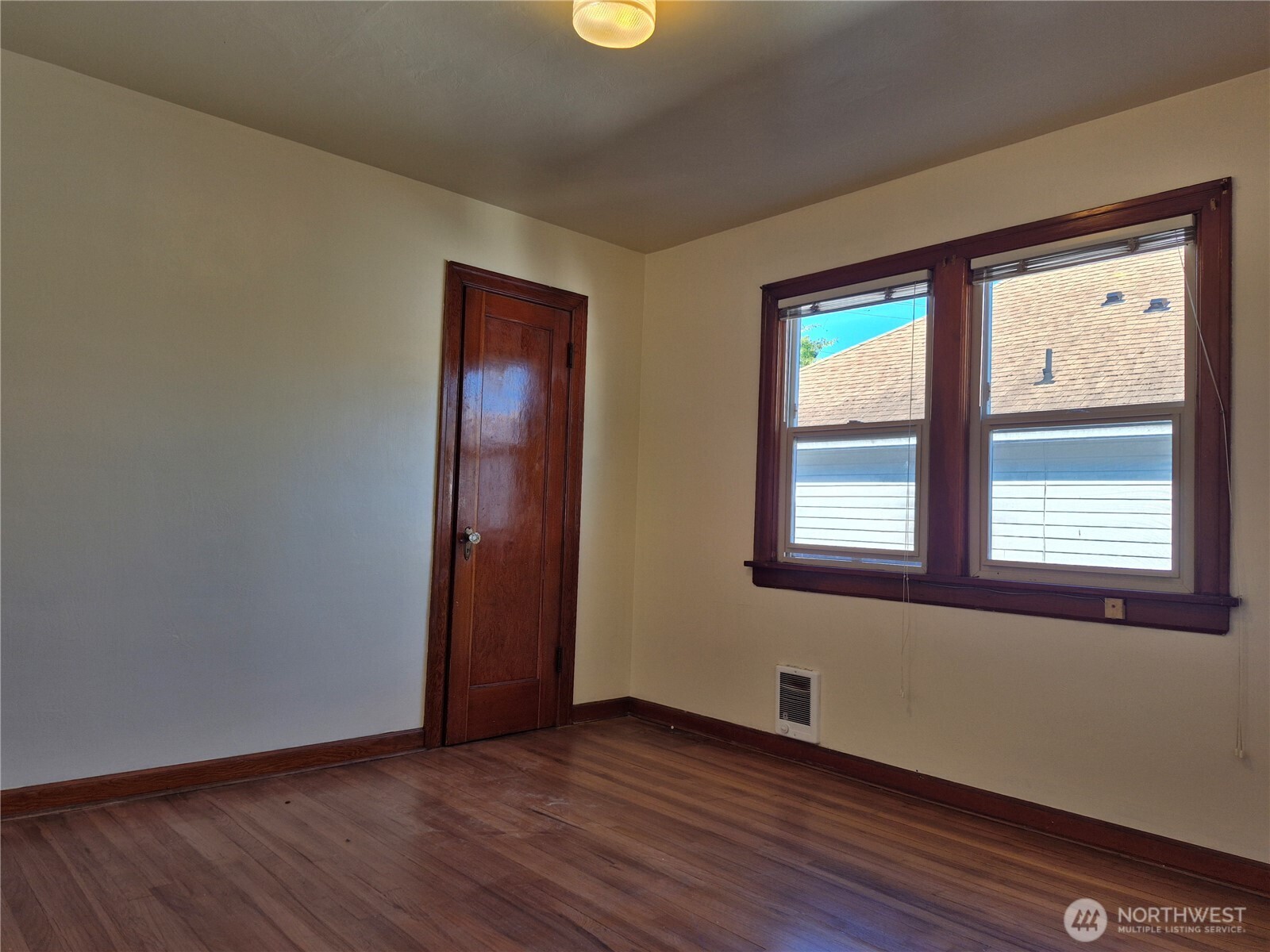 810 High Avenue Property Photo 18