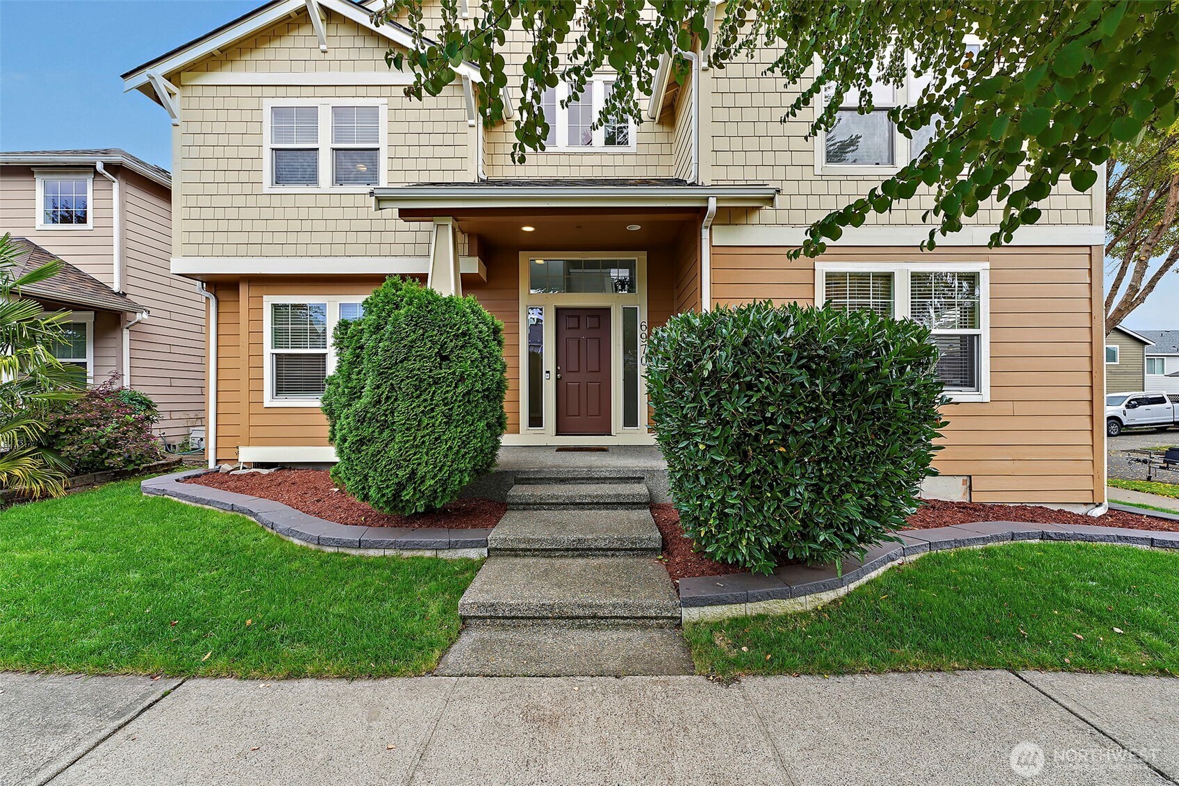 6970 Axis Street Property Photo 1