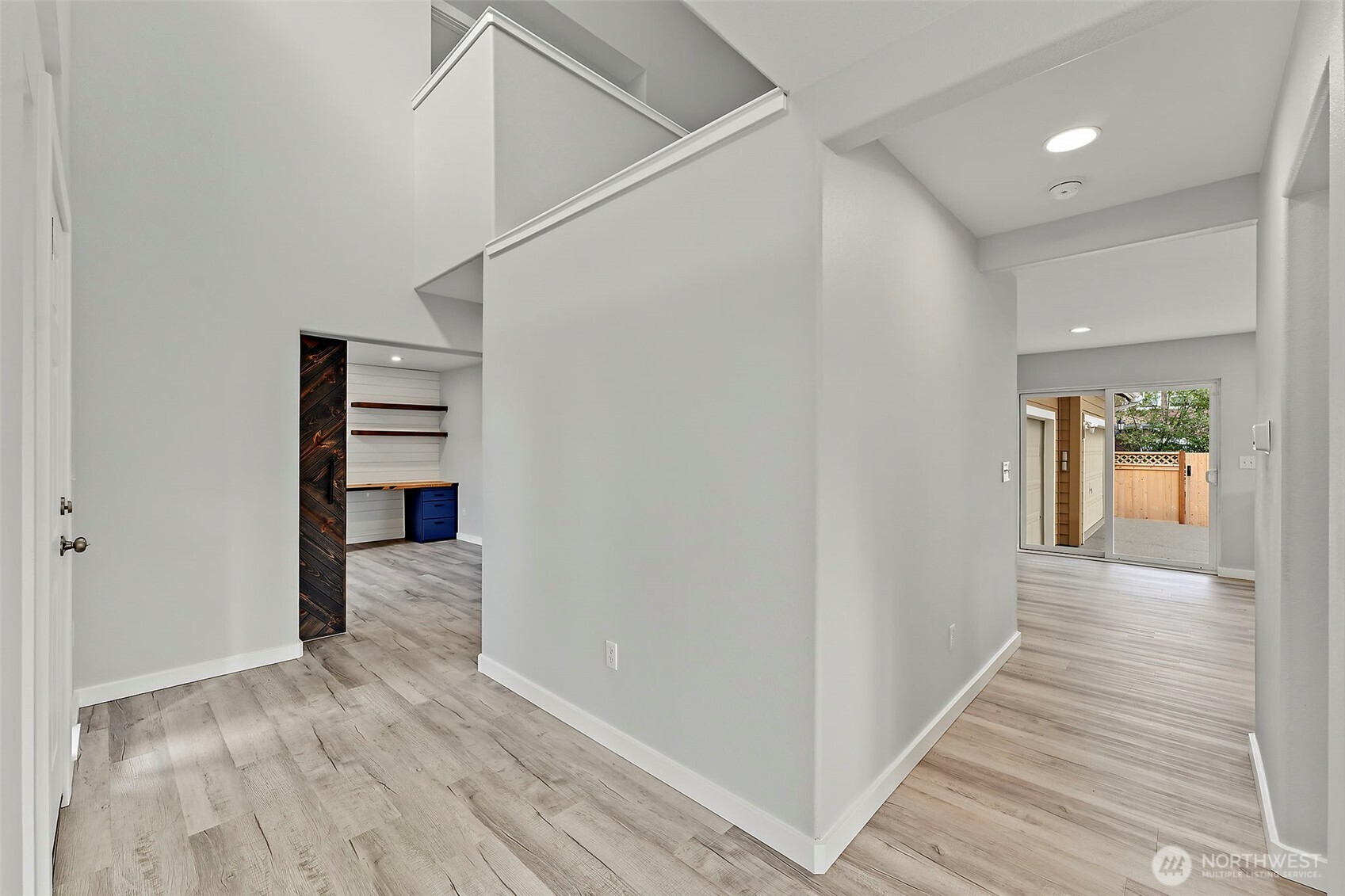 6970 Axis Street Property Photo 17