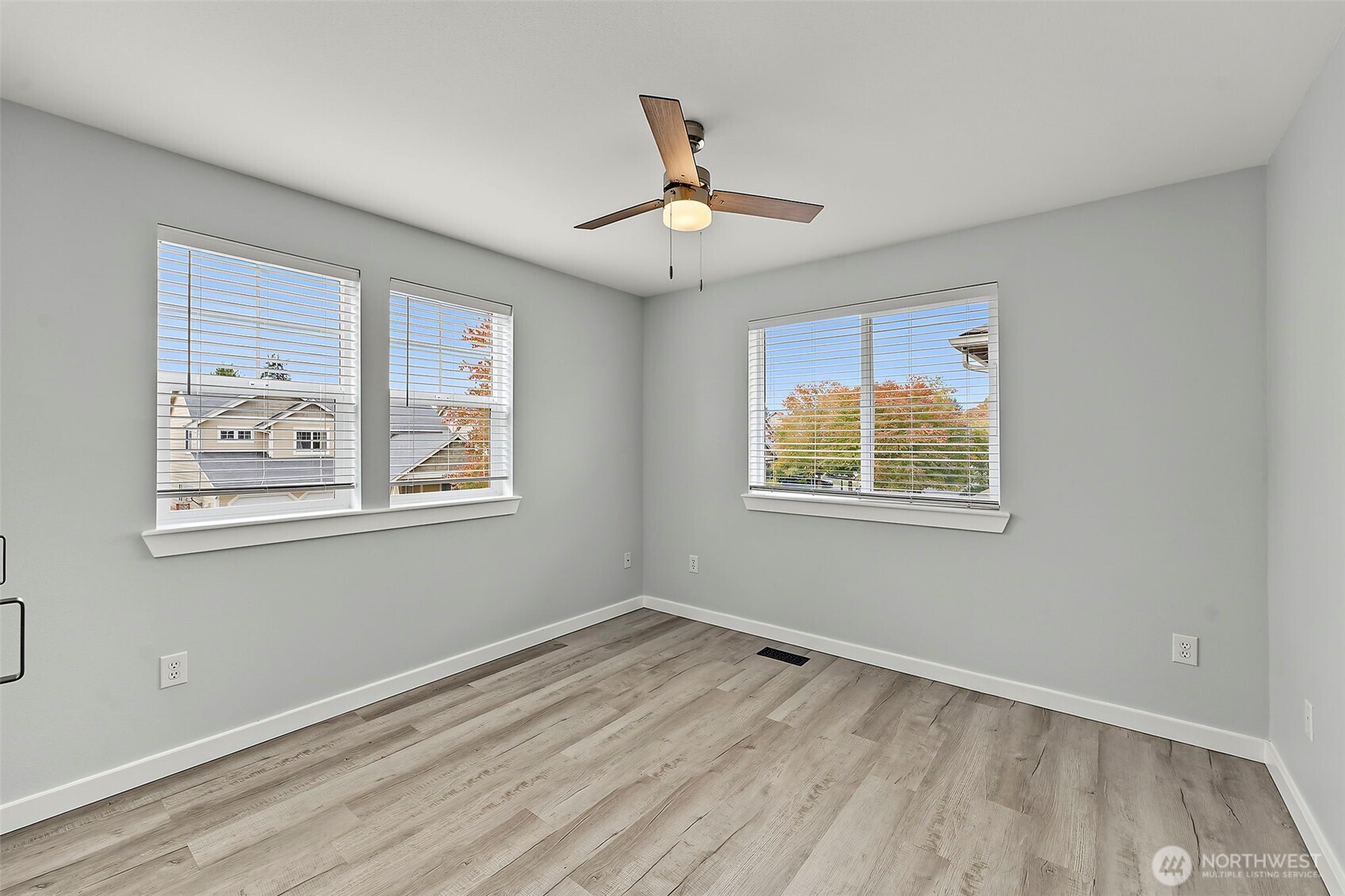 6970 Axis Street Property Photo 19