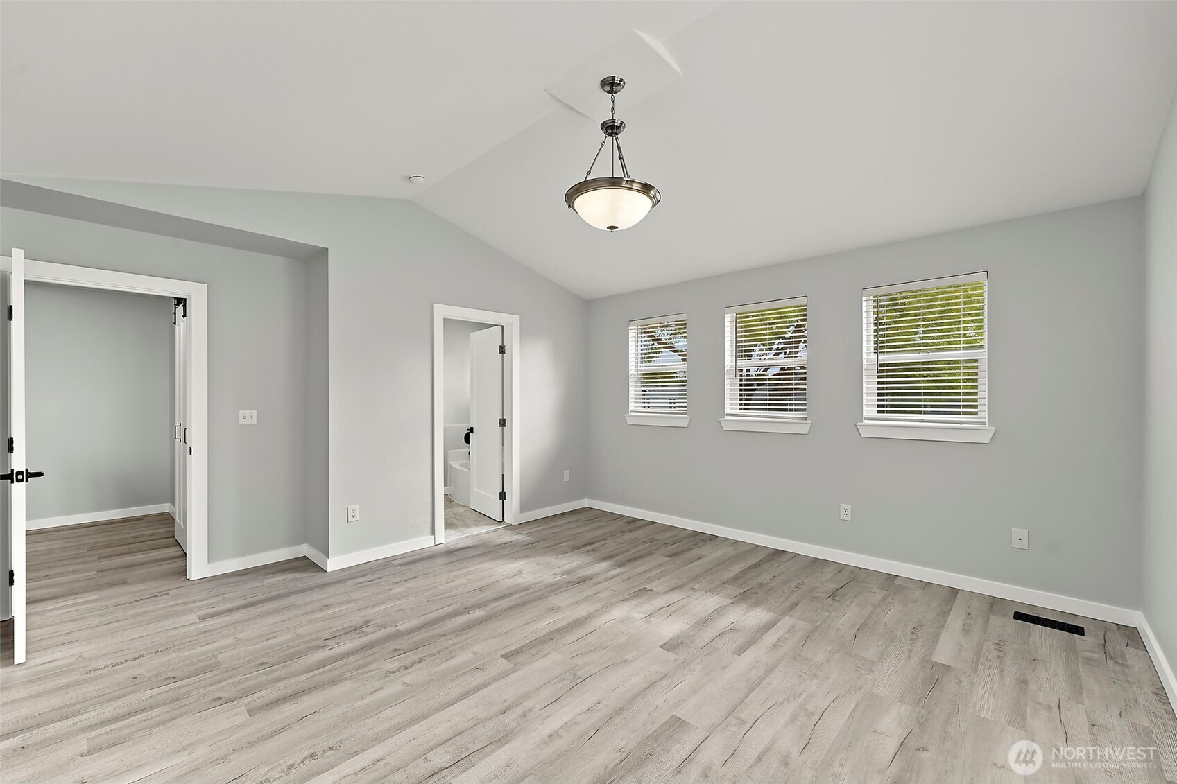 6970 Axis Street Property Photo 23