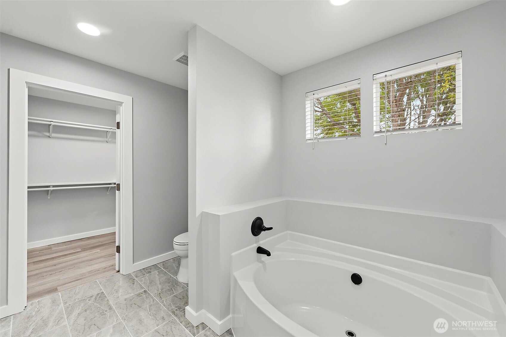 6970 Axis Street Property Photo 25