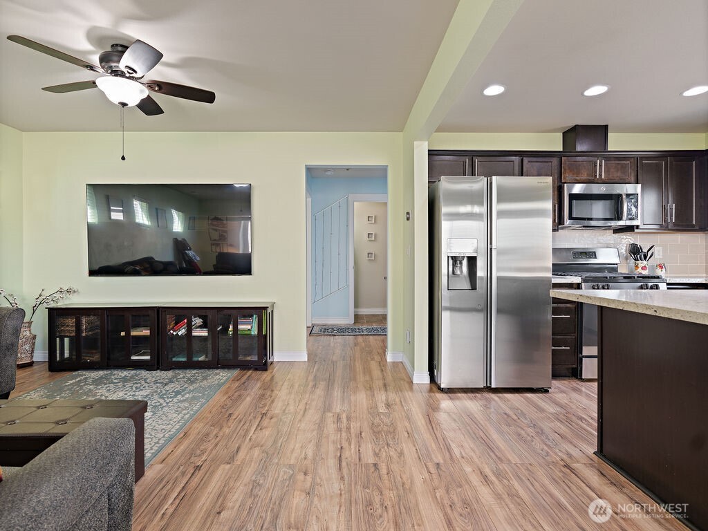 7123 18th Place Property Photo 15