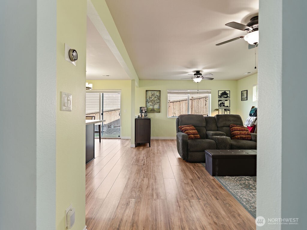 7123 18th Place Property Photo 16