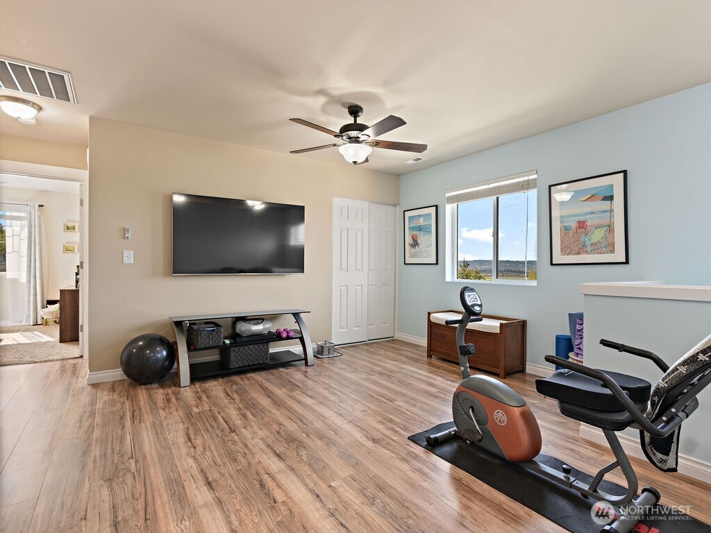 7123 18th Place Property Photo 17