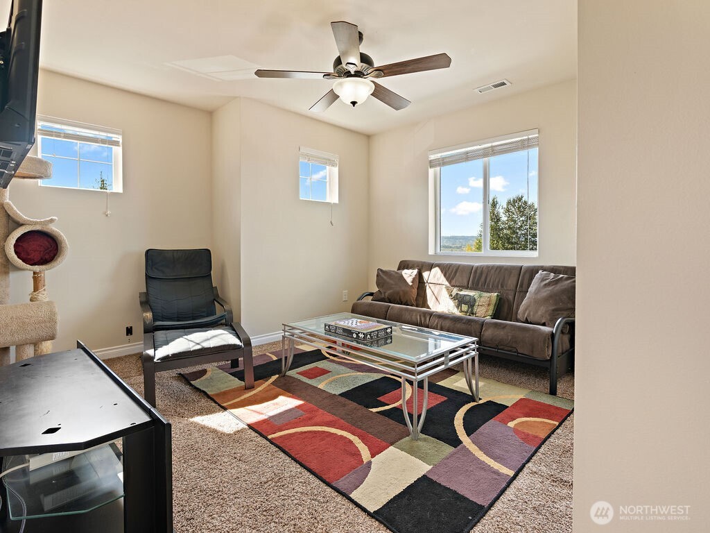 7123 18th Place Property Photo 27