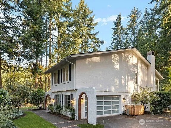 3610 130th Avenue Property Photo 2