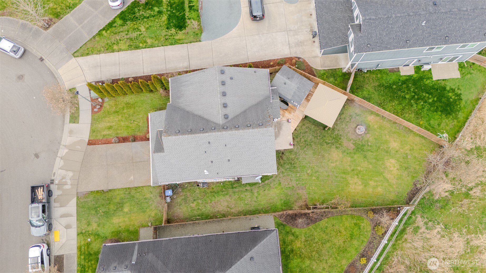 1737 Hillcrest Loop Property Photo 25