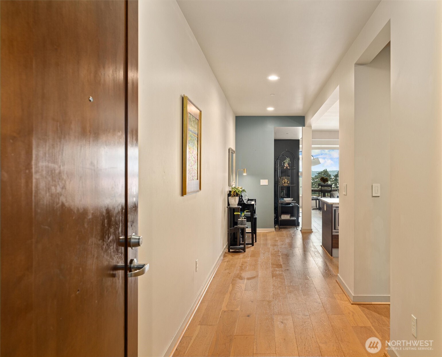 631 Market Street 401 Property Photo 3