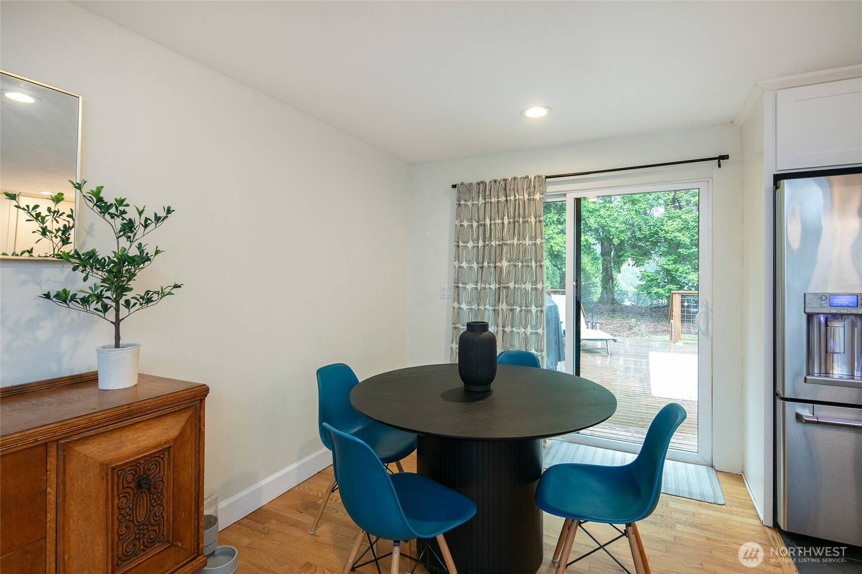 18910 71st Avenue Property Photo 5