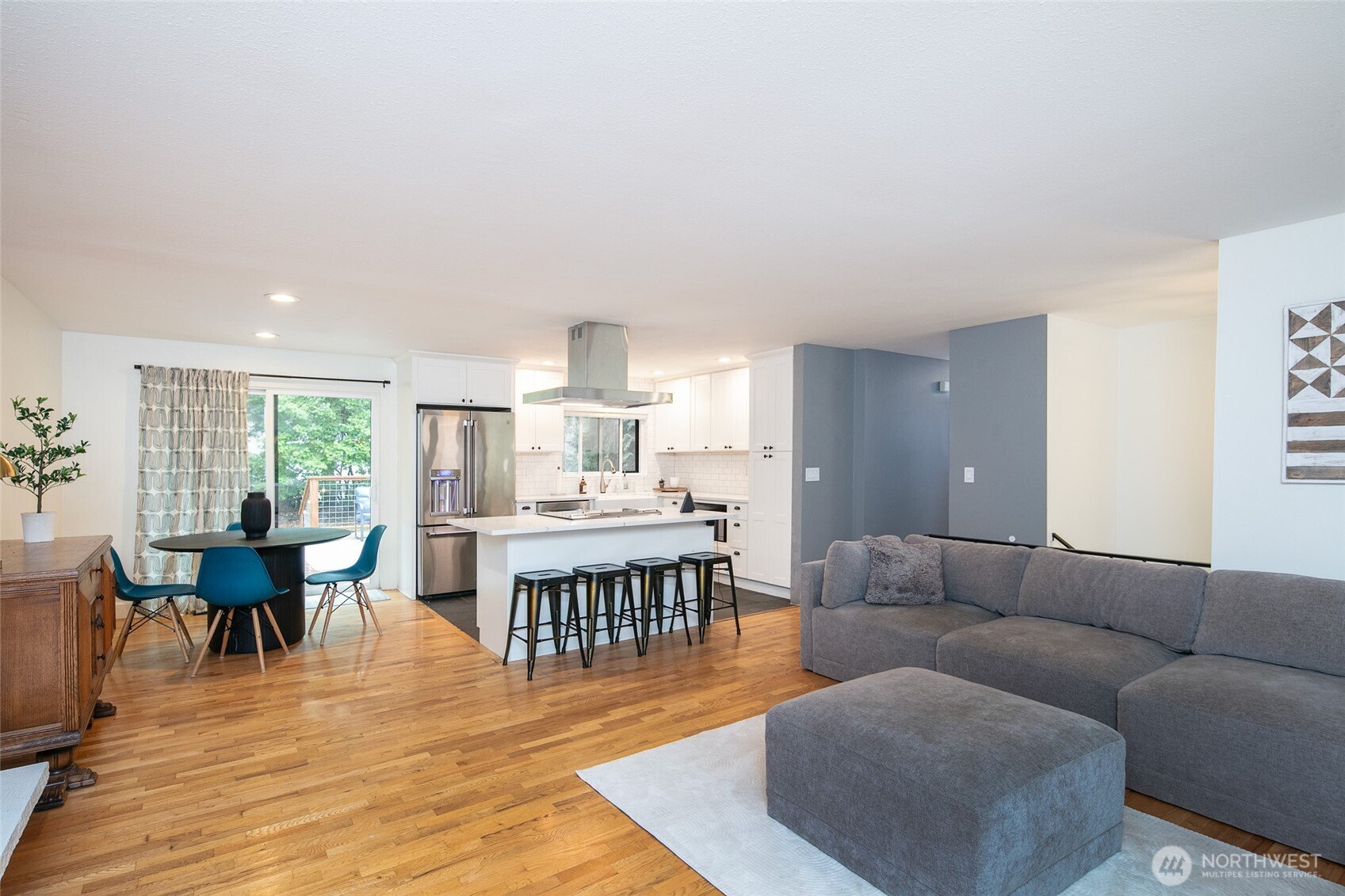 18910 71st Avenue Property Photo 7