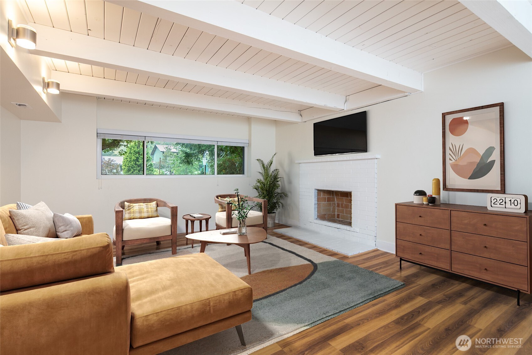 18910 71st Avenue Property Photo 8