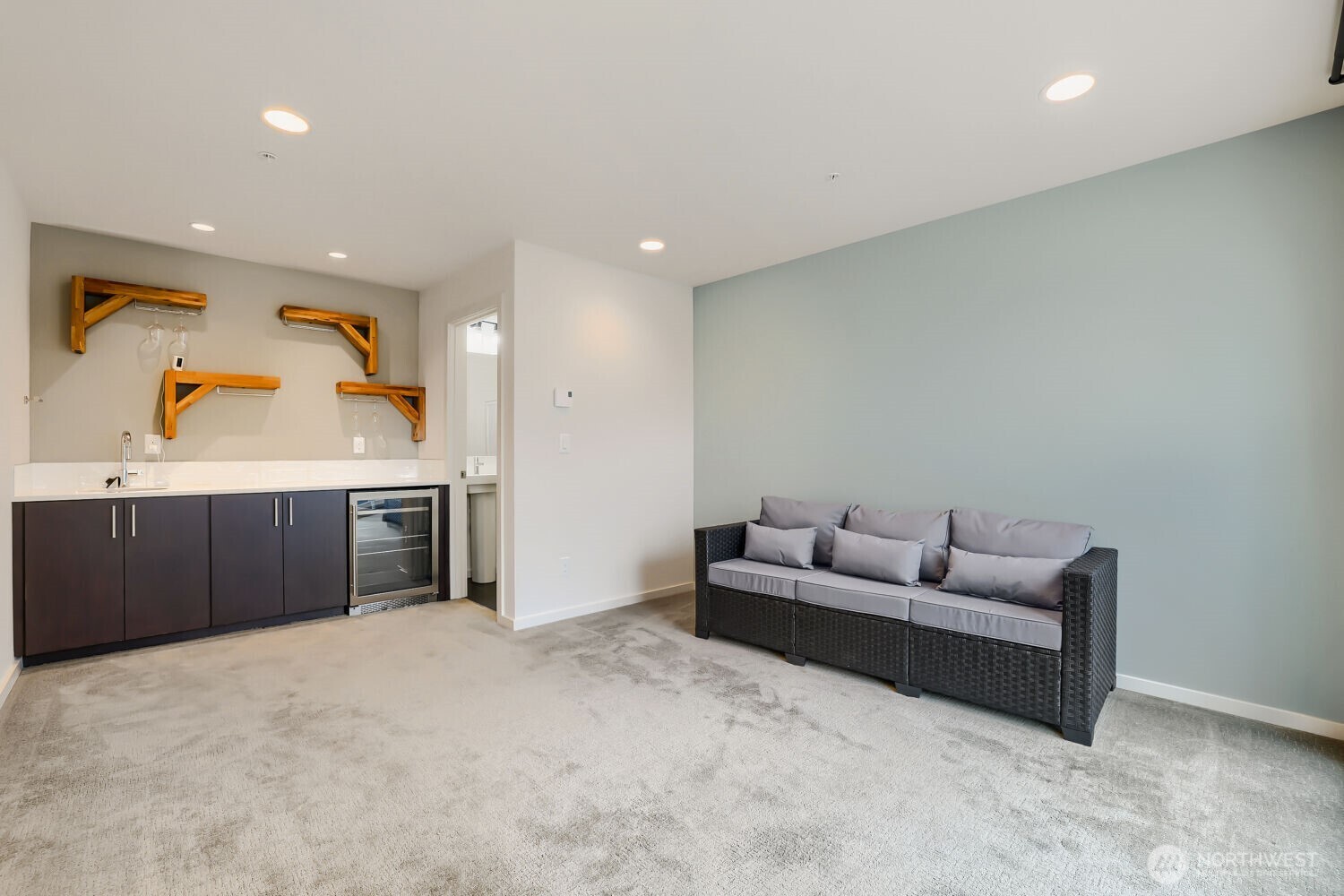 8761 15th Avenue B Property Photo 9