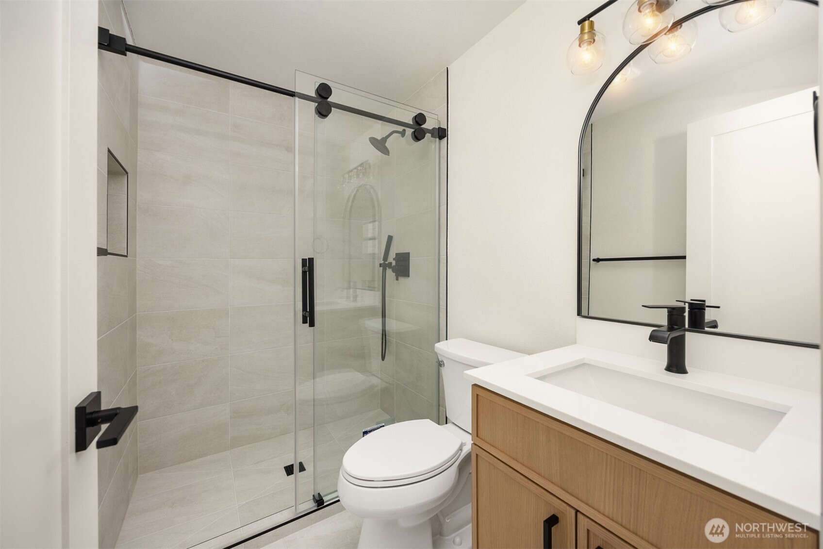 14205 77th Avenue Property Photo 10