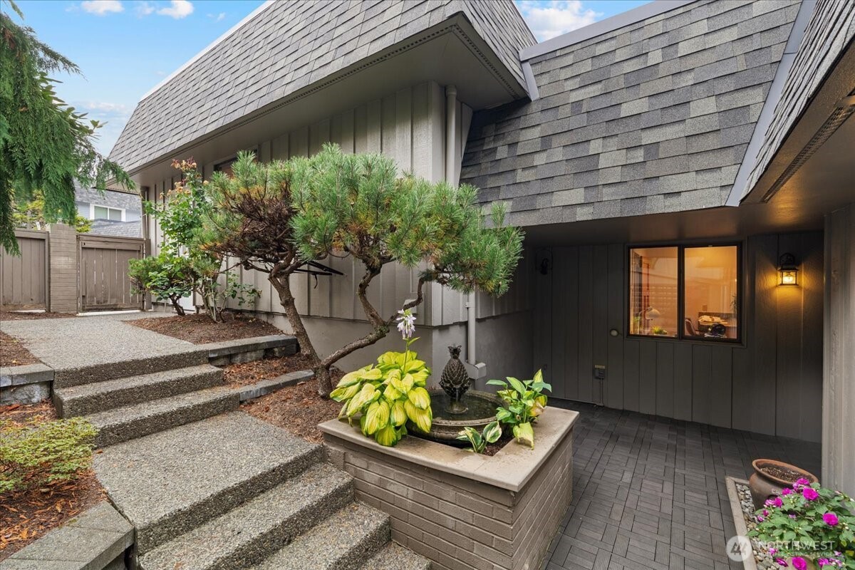 2508 175th Avenue Property Photo 2