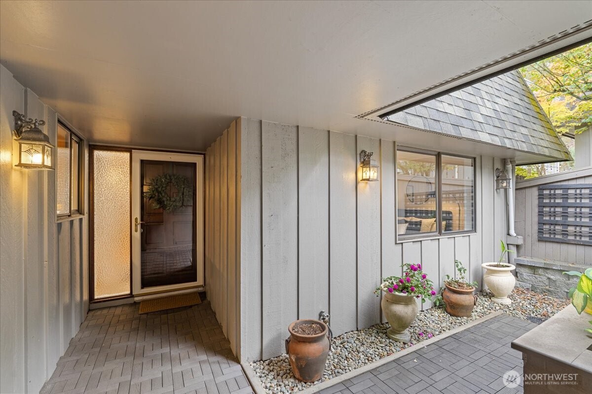 2508 175th Avenue Property Photo 3