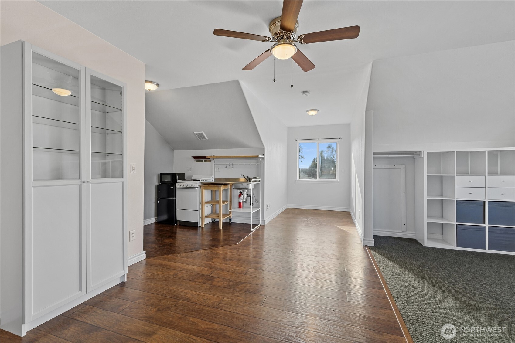 17166 Dike Road Property Photo 12