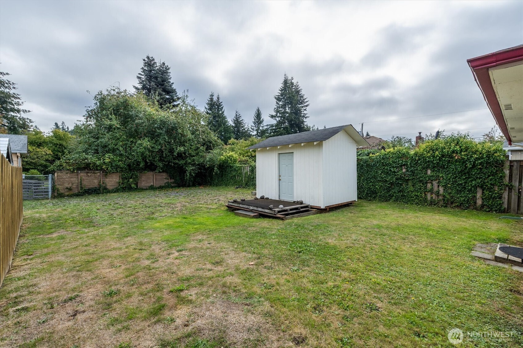 1002 N 10th Avenue Property Photo 25