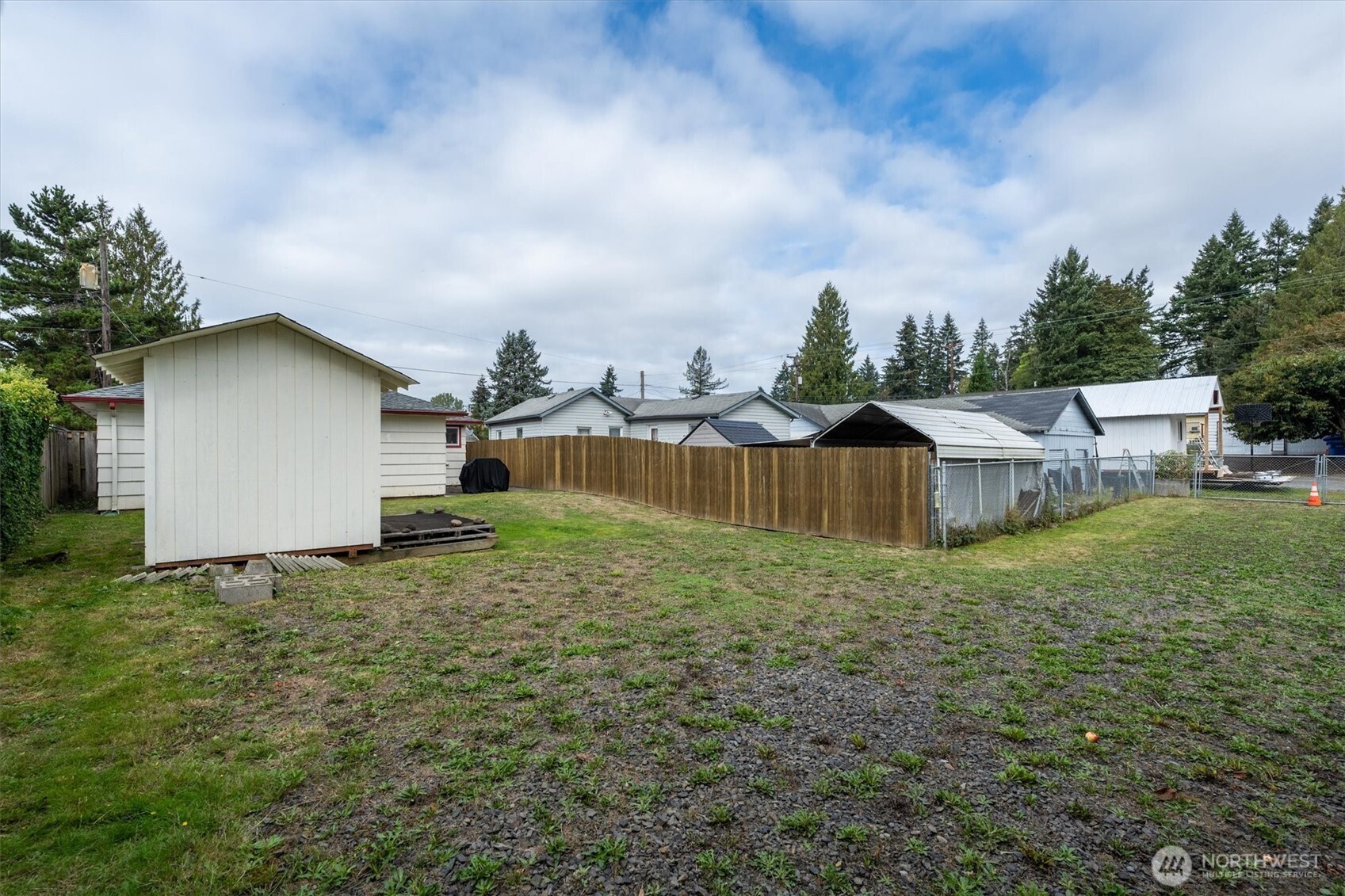 1002 N 10th Avenue Property Photo 27