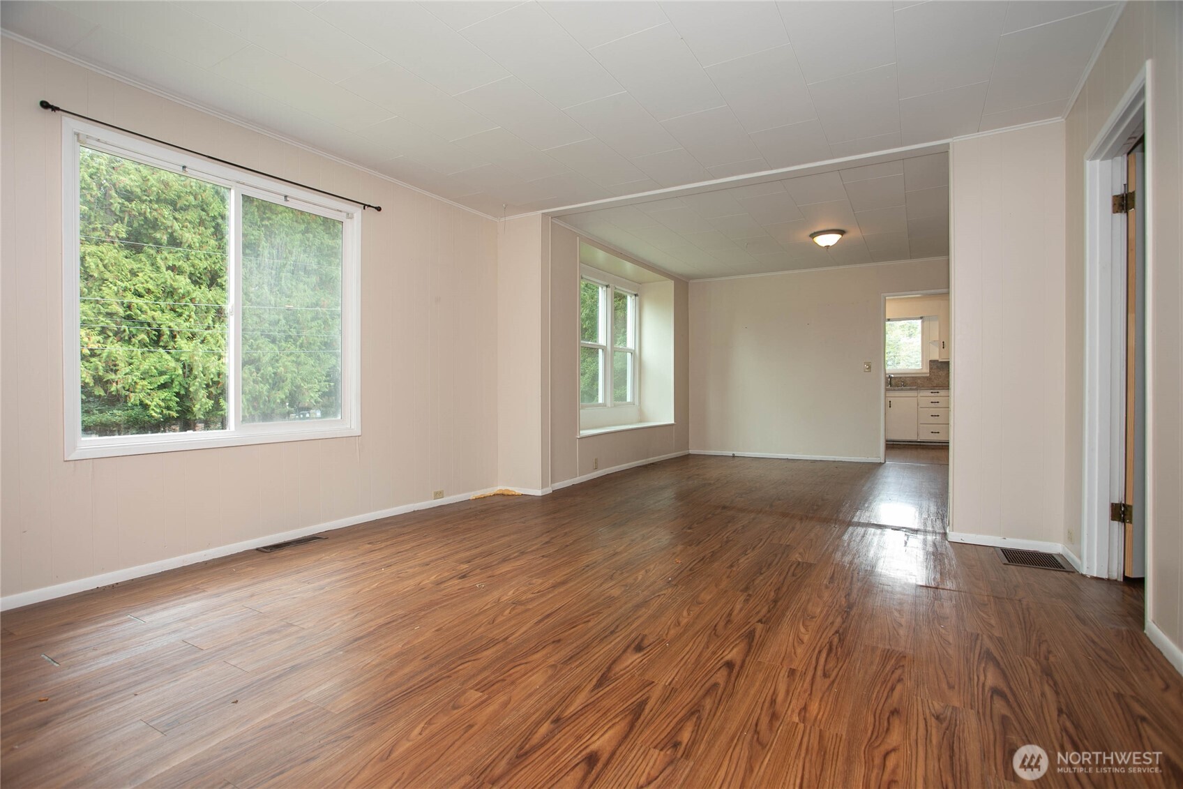 4540 Cable Street Property Photo 7